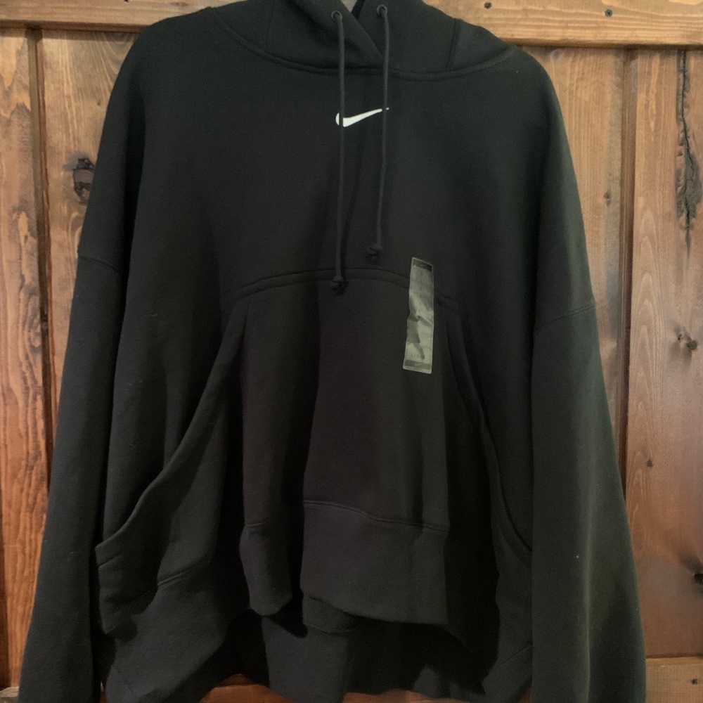 NWT Nike women's black hoodie size L